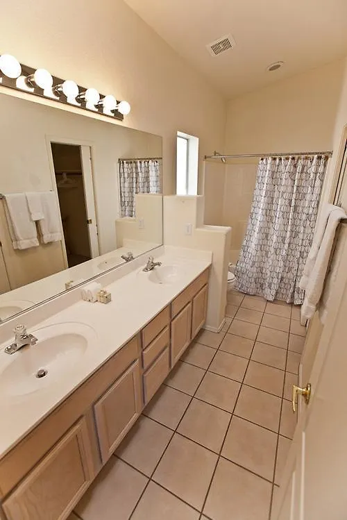 Keep It Simple Apartment Peoria United States